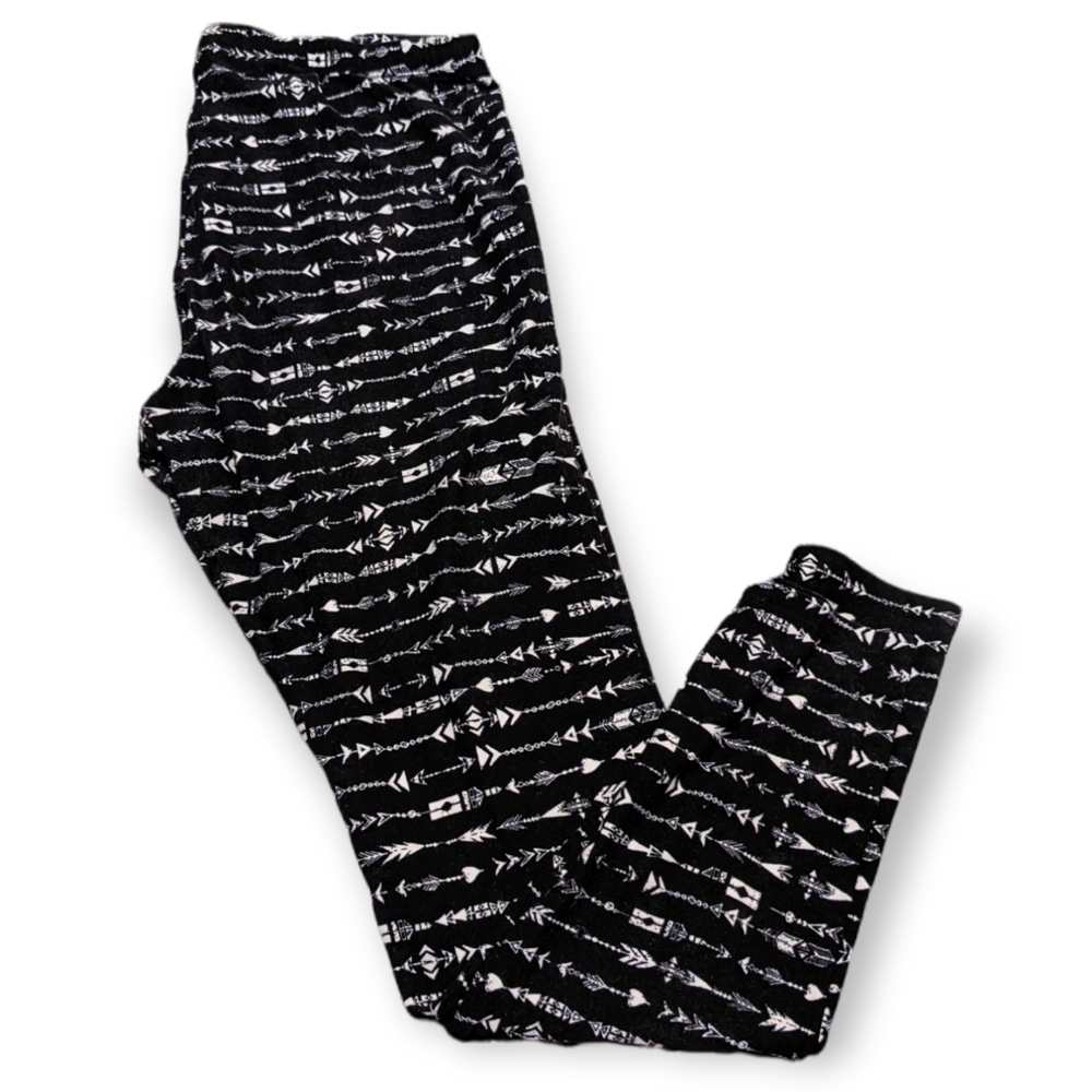 2 for $10 Ardene Arrow Heart Pattern Leggings Size XL